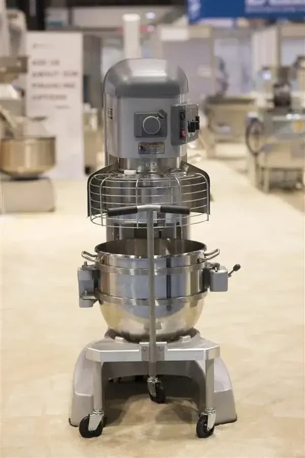 Hobart HL662-1STD 200-240/50/60/3/1 Mixer; with bowl — view 7