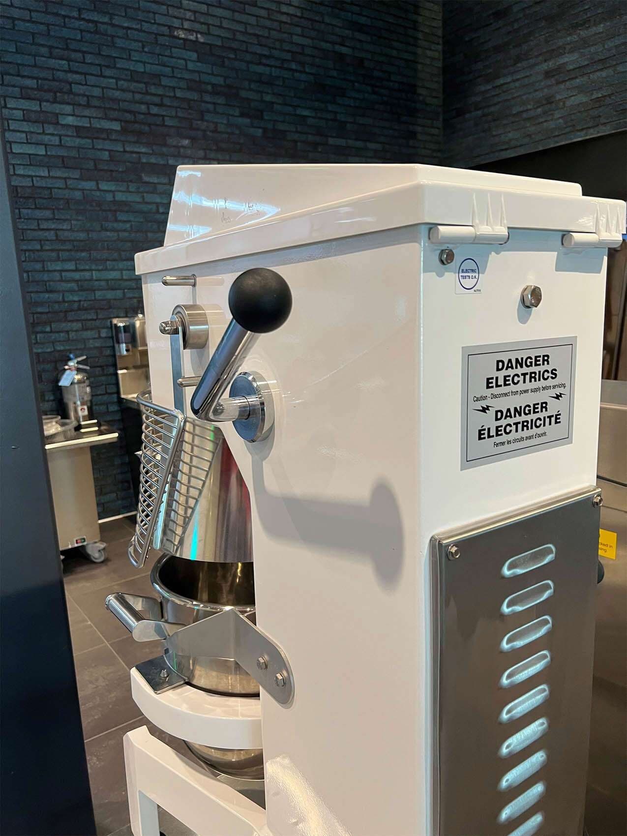 Doyon BTF010 Planetary Mixer — view 5