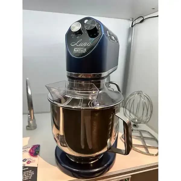 Waring WSM7L Luna Planetary Mixer — main image