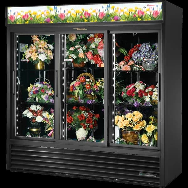 True GDM-69FC-HC-LD Curved Glass Merchandiser, 69 cu.ft., LED — main image