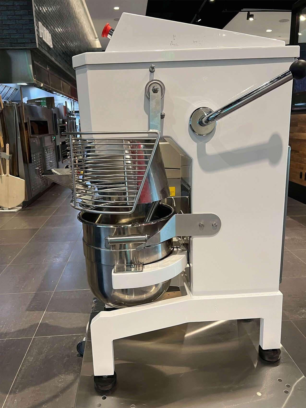 Doyon BTF010 Planetary Mixer — view 9