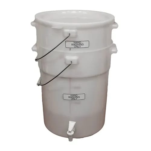 Cambro HWSS148 White Handwashing Starter Sation — view 2