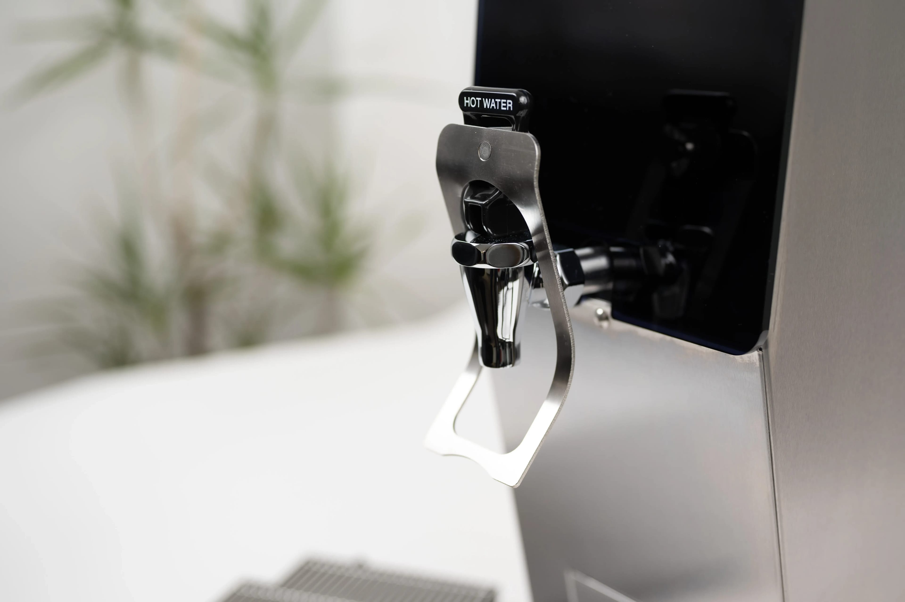 Marco MT25 Hot Water Countertop Boiler Tap 6.6 GAL with Temperature Display, 110V, 1PH — view 5