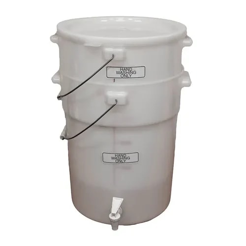 Cambro HWSS148 White Handwashing Starter Sation — main image